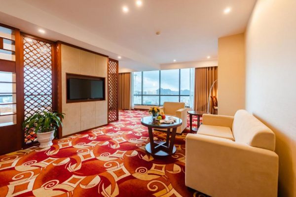 Khách Sạn Mường Thanh Luxury Quảng Ninh Phòng Grand Suite Nhìn Ra Biển