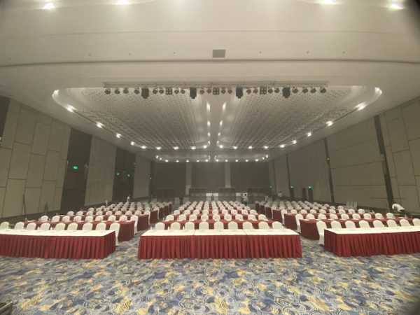 Muong Thanh Luxury Ha Long Centre Ii Ballroom