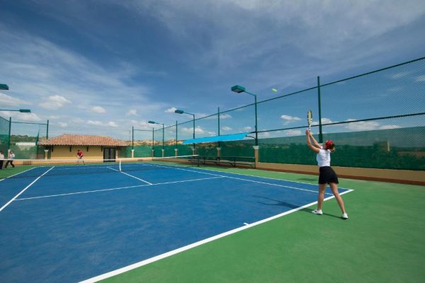 Seahorse Resort Mũi Né Sân Tennis