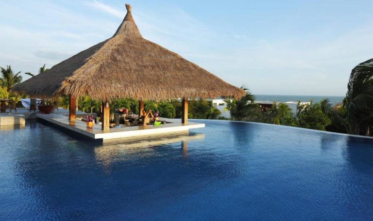 The Cliff Resort & Residences Mũi Né