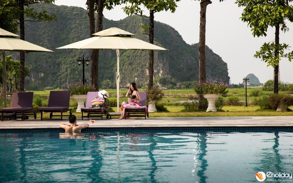 Hidden Charm Resort Ninh Bình Hồ Bơi