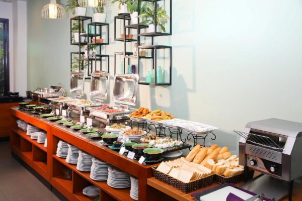 Khách Sạn Êmm Huế Quầy Buffet