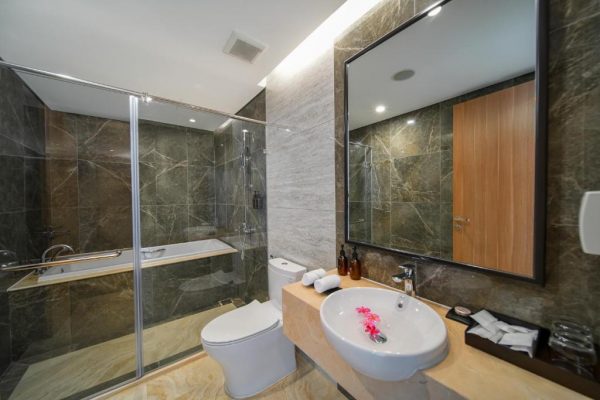 Wyndham Garden Grandworld Phú Quốc Phòng Tắm Suite