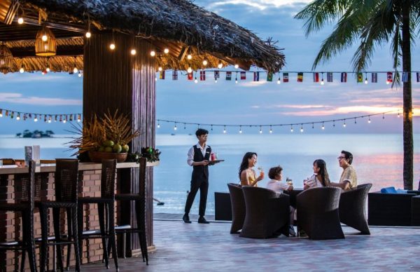 Vinpearl Resort And Spa Phú Quốc Beach Bar