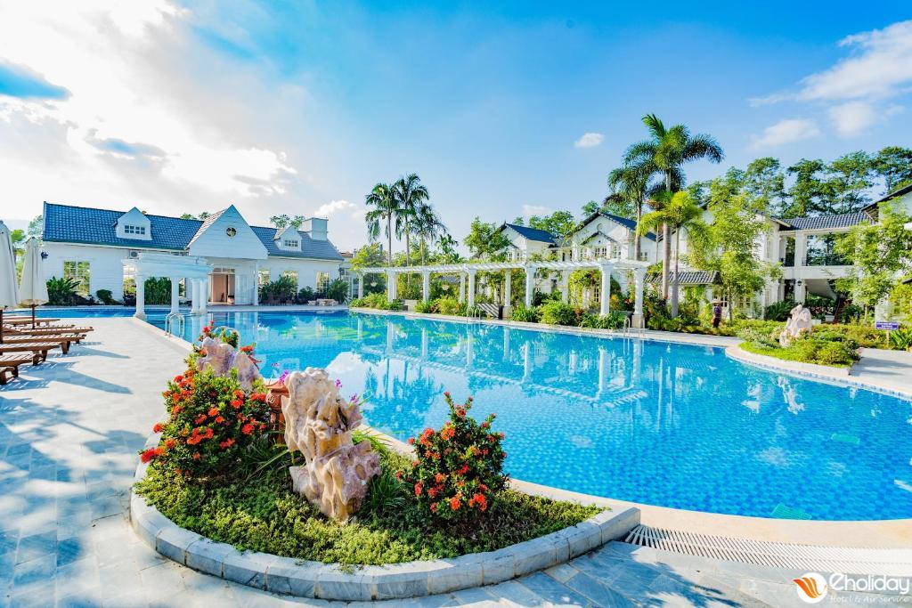 Vườn Vua Resort & Villas Thanh Thuỷ Hồ Bơi