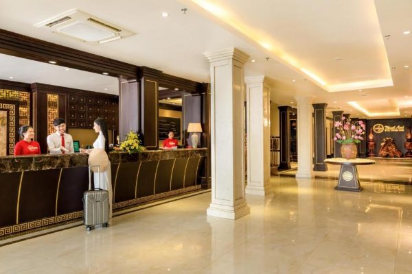 Khách Sạn Thanh Lịch Royal Boutique Huế Lễ Tân