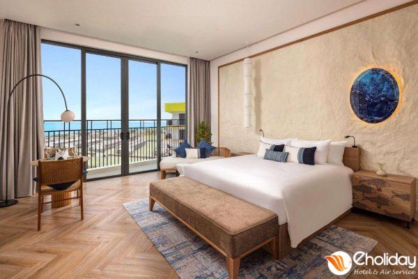 Wyndham Hội An Royal Beachfront Resort Phòng Deluxe Ocean View