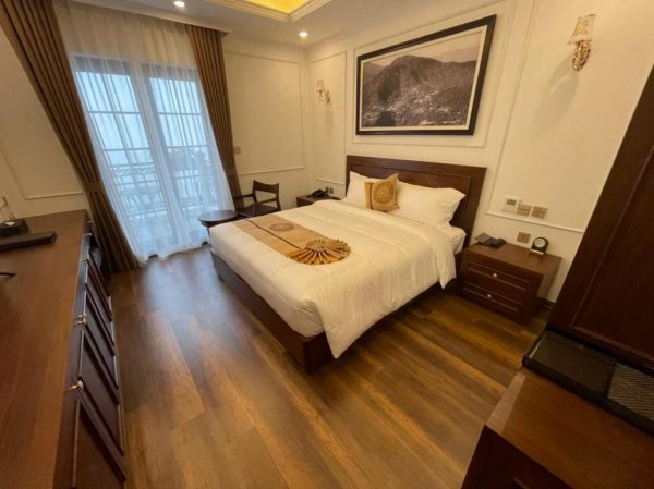 Camellia Luxury Tam đảo Hotel Phòng Deluxe Nhìn Ra Núi