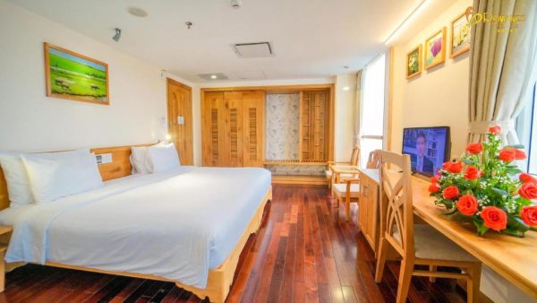 Khách Sạn Romance Huế Phòng Deluxe City View