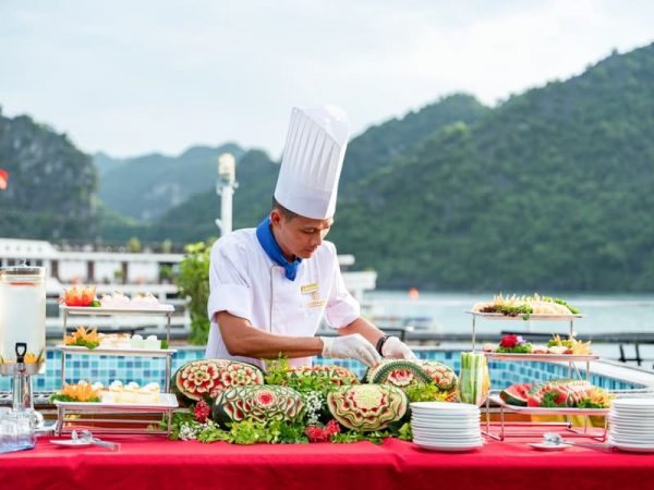 Du Thuyền La Casta Lan Hạ Cooking Class