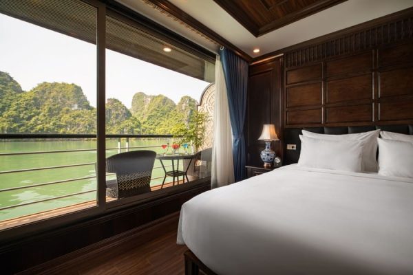 Du Thuyền La Casta Regal Lan Hạ Junior Suite