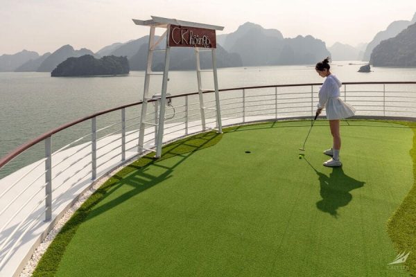 Du Thuyền Capella Lan Hạ Mini Golf