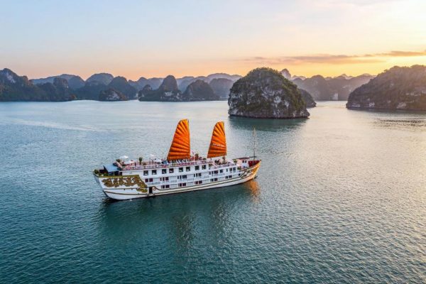 Du Thuyền Indochina Sails Cruise Hạ Long 3