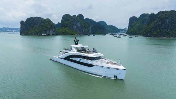 Du Thuyền Saquila Yacth Ha Long Bay