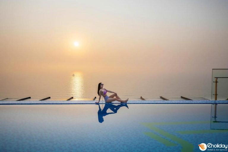 Khách sạn Maximilan Đà Nẵng Beach