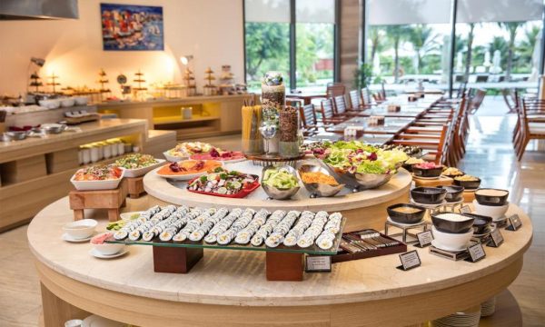 Cam Ranh Riviera Beach Resort Buffet