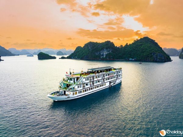 Du Thuyen Crown Legend Ha Long