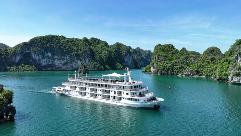 Du Thuyền Paradise Grand Lan Hạ 2