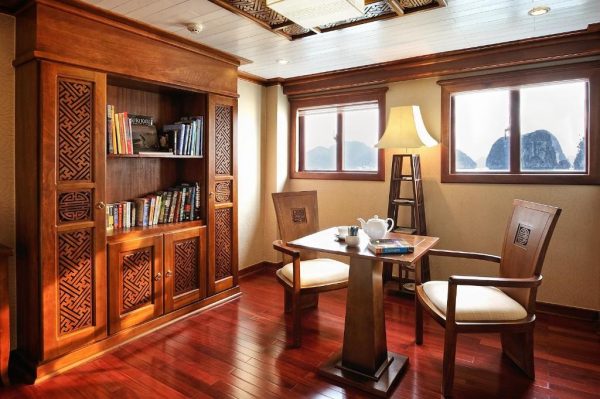 Du Thuyền Paradise Peak Cruise Hạ Long Thư Viện