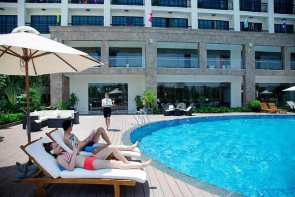 Mường Thanh Holiday Hội An Pool