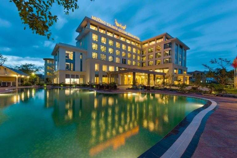 Khách sạn Mường Thanh Holiday Quảng Bình