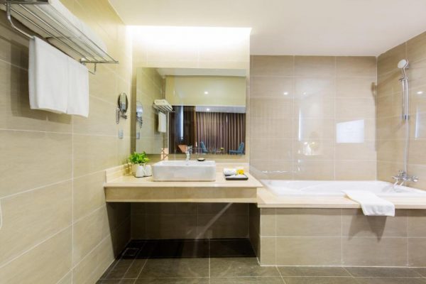 Mường Thanh Luxury Viễn Triều, Nha Trang Phòng Tắm