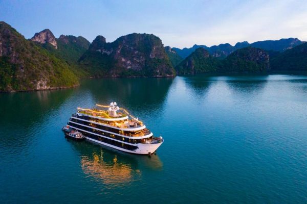 Du Thuyền Velar Of The Seas Hạ Long Overview