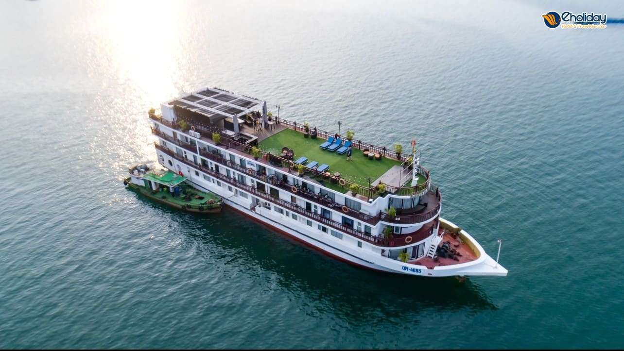 Du thuyền Amanda Hạ Long