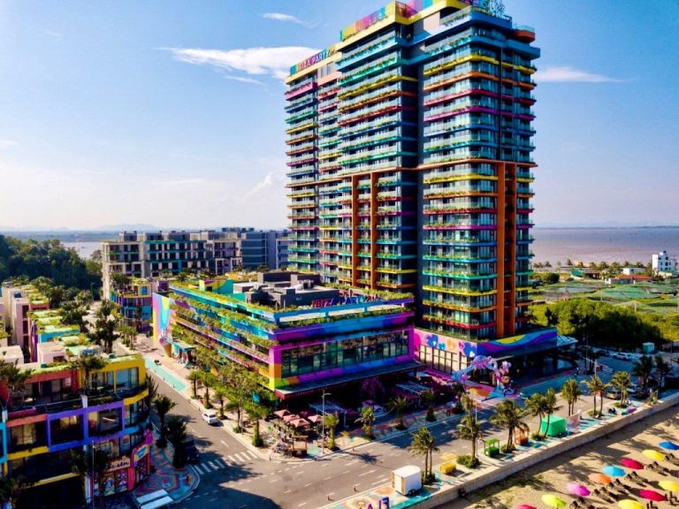 Flamingo Ibiza Hải Tiến Resort