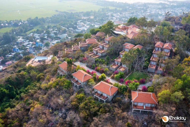 Khách sạn Victoria Núi Sam Lodge