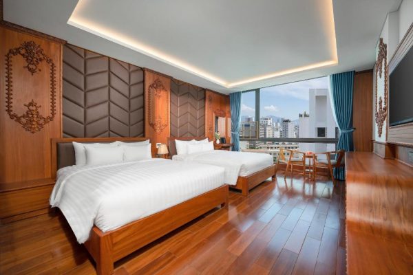 Khách Sạn Monalisa Luxury Đà Nẵng Phòng Gia đình View Phố