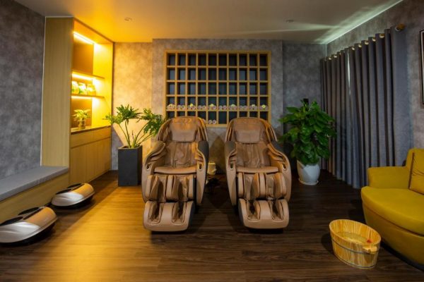 Khách Sạn Sea Front Đà Nẵng Spa 2