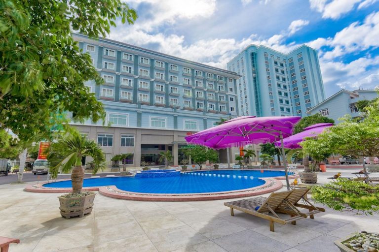 Khách sạn Sky Beach D20 Nha Trang
