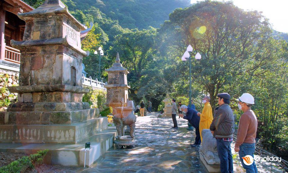 Tour Hành Hương Yên Tử 1 Ngày.