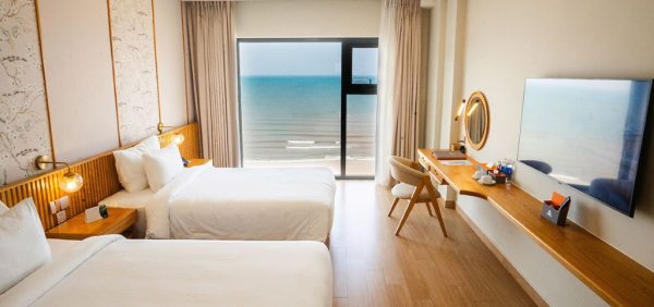 Seabird Hotel Phong Executive Ocean View