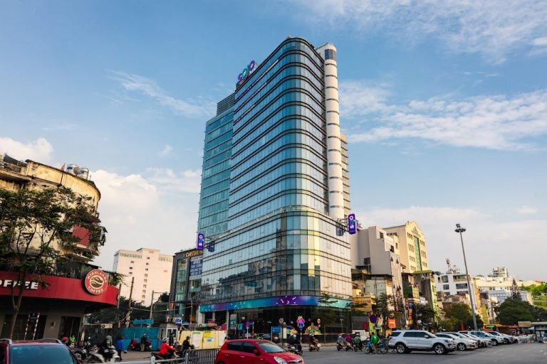 Tru by Hilton Ga Hà Nội, a Sojo Hotel