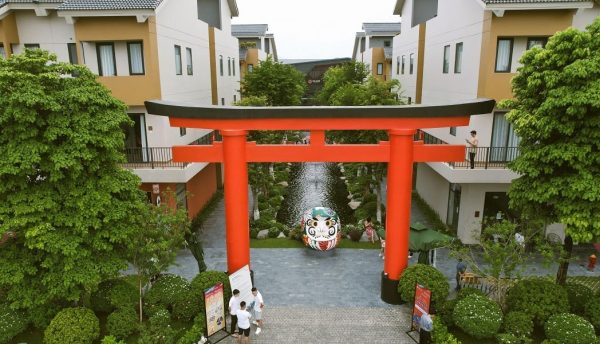 Ohayo Onsen Thanh Thuỷ Cổng Tori