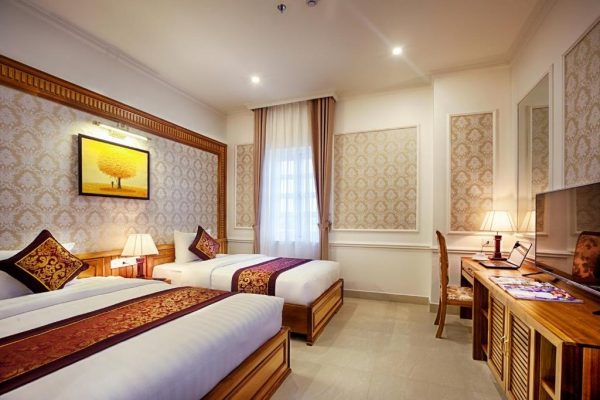 Khách Sạn Riverside Quảng Bình Phòng Deluxe 3 Người