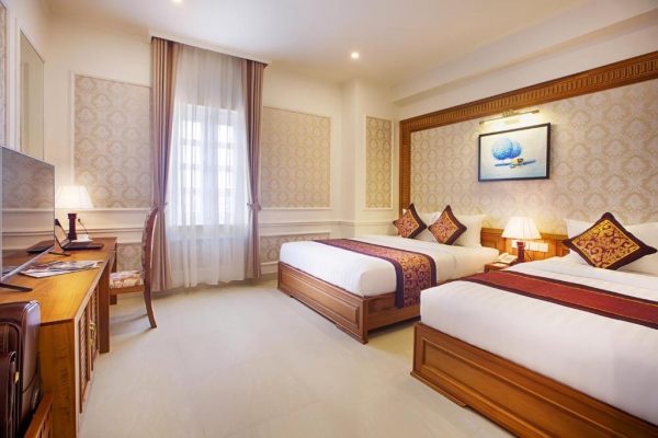 Khách Sạn Riverside Quảng Bình Phòng Superior 3 Người