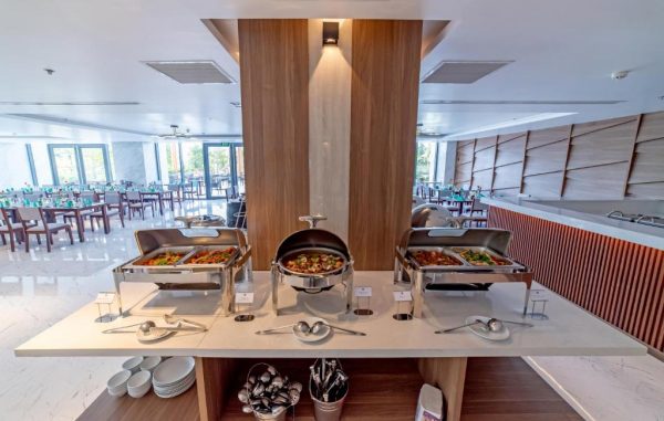 Long Thuận Hotel Resort Ninh Thuận Quầy Buffet