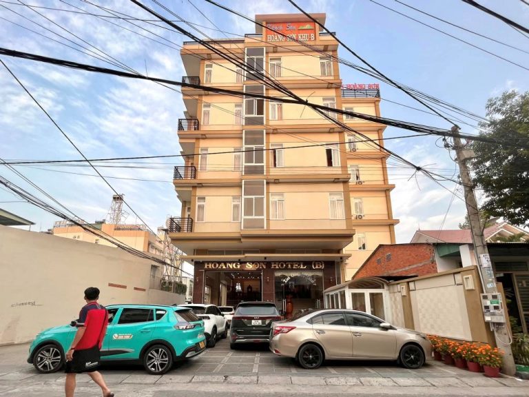 Khách sạn Hoàng Sơn Tây Ninh