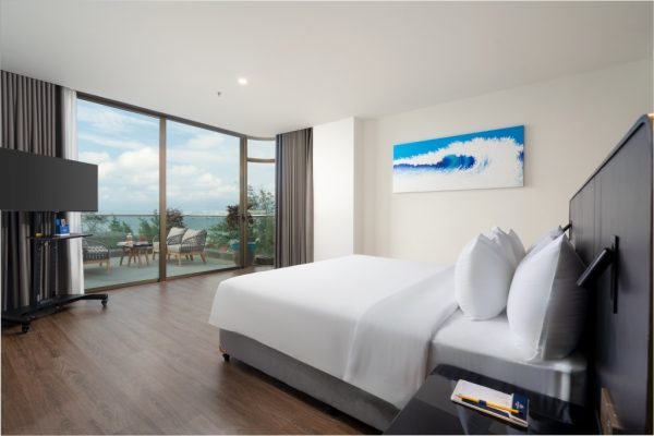 Khách Sạn Poseido Quảng Bình Phòng Grand Suite Balcony Ocean View