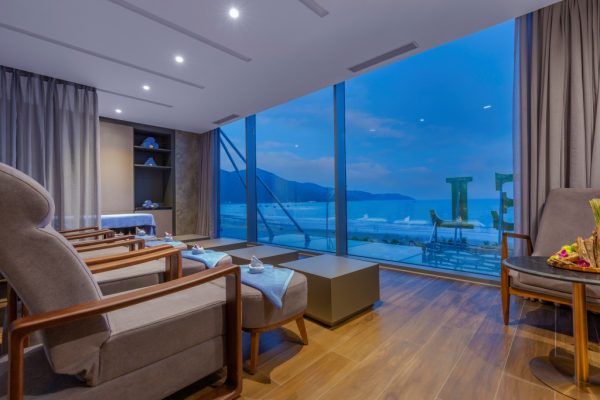 Le Sands Oceanfront Danang Hotel 2