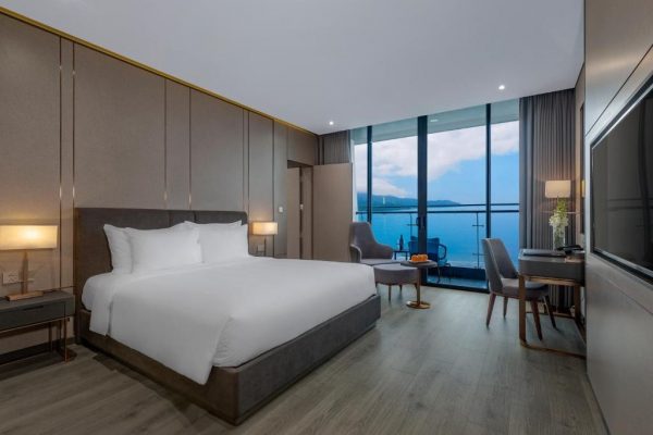 Le Sands Oceanfront Danang Hotel Căn Hộ 3 Phòng Ngủ Oceanfront