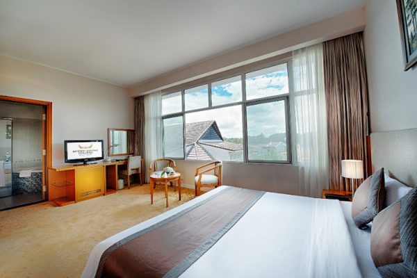 Mường Thanh Holiday Đà Lạt Phòng Deluxe 2