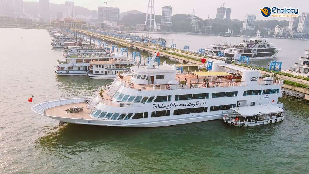Tour 1 Ngày: Du thuyền Princess Hạ Long