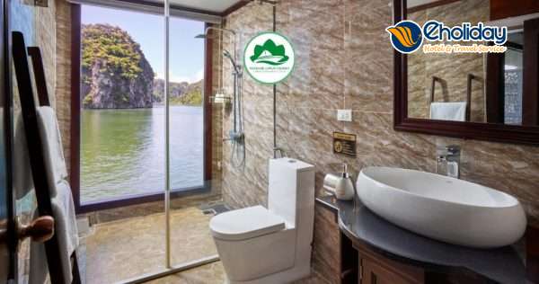 Du Thuyền Verdure Lotus Classic Lan Hạ Phòng Deluxe Balcony 2