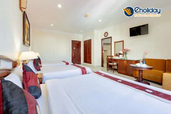 Khách Sạn Hùng Phong Đà Lạt Phòng Deluxe Gia đình 2