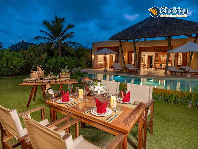 Ana Mandara Cam Ranh Resort Dinner