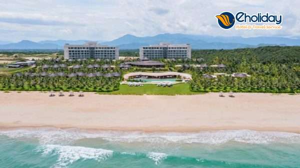 Ana Mandara Cam Ranh Resort Overview